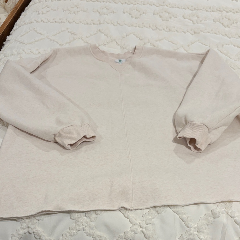 dip Women's Light Cream Sweatshirt